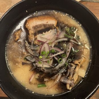 Junpuu - Garlic Tonkotsu Ramen - Ramen Near Me - Honolulu, Hawaii