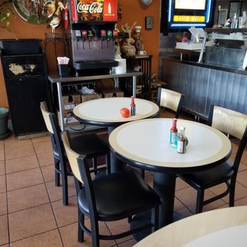 Casa De Papi - Interior - Mexican Near Me - Canoga Park, California