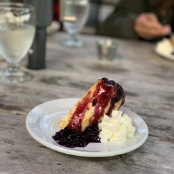 Niger Reef Tea House - Amazing Sunday evening dinner on the patio. Fixed price menu was amazing. Sunset is the ultimate dessert! Blueberry crepe!