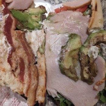 Corner Bakery Cafe - avocado brown and food looks as if it was rushed - Sandwiches Near Me - Irving, Texas