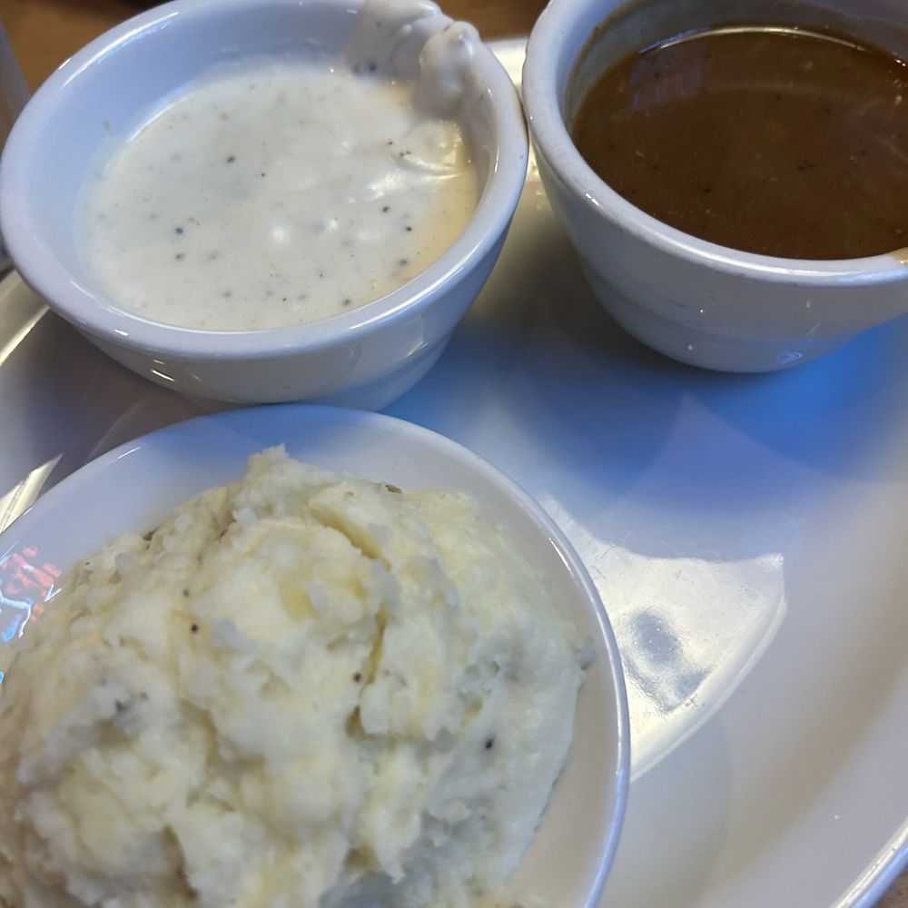 Texas Roadhouse - Mashed Potatoes and gravy - Steakhouses Near Me - Austin, Texas Texas Roadhouse - Mashed Potatoes and gravy - Steakhouses Near Me - Austin, Texas