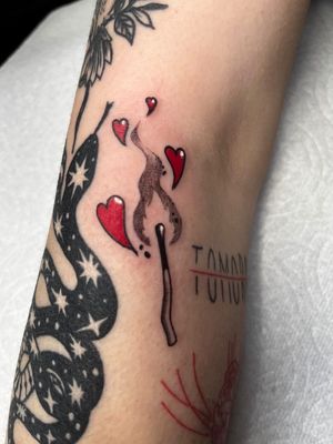 Rockin Ink Tattoo by null