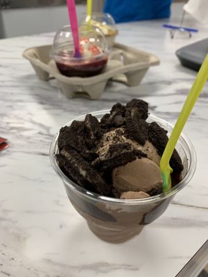 Rollie's Frozen Custard by null