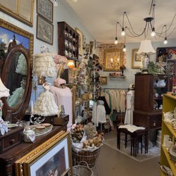 Burnish Vintage Store