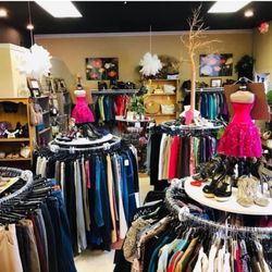 Lillian's Hangers Upscale Resale Boutique