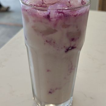 Amara Kitchen - Pearl & Rose (iced) - Coffee & Tea Near Me - Los Angeles, California