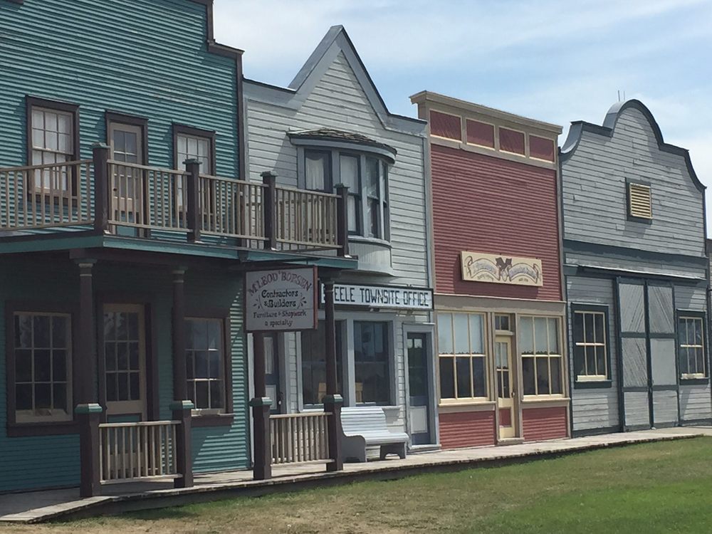 FORT STEELE HISTORIC SITE Updated September 2024 16 Photos Main Street, East Kootenay