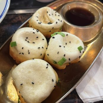 Auntie Qiu Kitchen - Pan fried buns - Shanghainese Near Me - Arcadia, California
