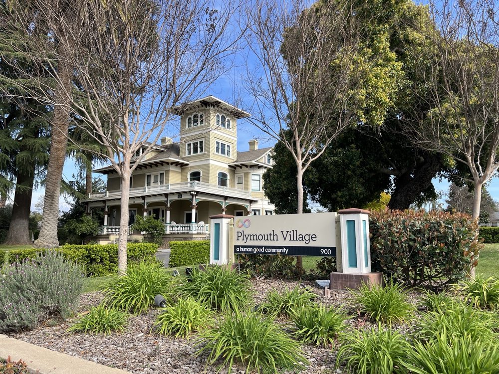 PLYMOUTH VILLAGE Updated September 2024 10 Photos 900 Salem Dr