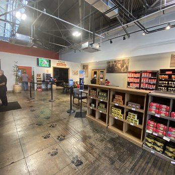 Lion Cafe and General Store - Coffee & Tea Near Me - Honolulu, Hawaii Lion Cafe and General Store - Coffee & Tea Near Me - Honolulu, Hawaii