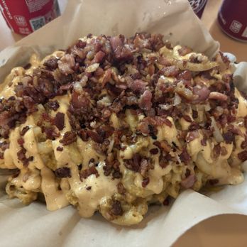 The Rustic Barrel - Mac Daddy Fries - Beer Bar Near Me - King City, California The Rustic Barrel - Mac Daddy Fries - Beer Bar Near Me - King City, California
