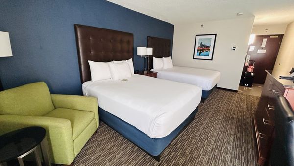 Drury Inn & Suites Nashville Airport by null