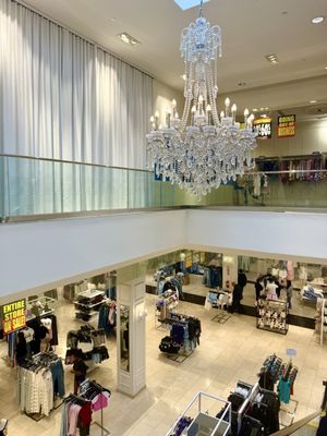 Cerritos Mall by null