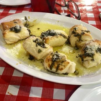 Tarantino's Pizzeria - Garlic knots - Pizza Near Me - Pasadena, California Tarantino's Pizzeria - Garlic knots - Pizza Near Me - Pasadena, California