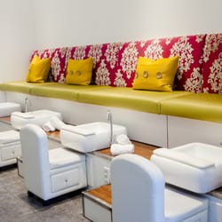Serenity Spa & Lounge