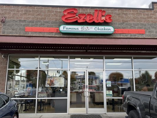 Ezell's Famous Chicken by null