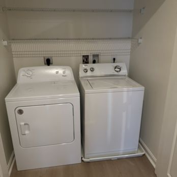 Avalon at the Hingham Shipyard - Full size washer and dryer - Apartments Near Me - Hingham, Massachusetts