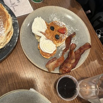 Lake St Cafe - Addison - Breakfast & Brunch Near Me - Addison, Illinois