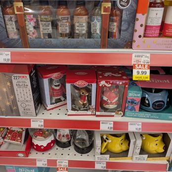 Shoppers Drug Mart - Christmas ornaments and more - Drugstores Near Me - Markham, Ontario Shoppers Drug Mart - Christmas ornaments and more - Drugstores Near Me - Markham, Ontario