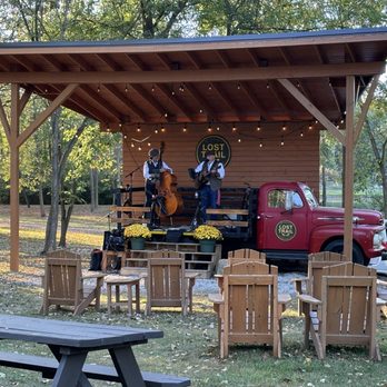 Lost Trail Winery - New stage - Wine Tasting Room Near Me - Canton, Ohio