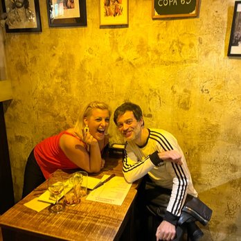 Casa Ambrosio - Hanging with friends at the taverna Ambrosio! - Tabernas Near Me - Madrid, M