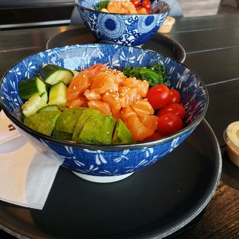 Komeya Cafe - Tuna avocado w/ kale - Japanese Near Me - Markham, Ontario