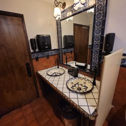 Monarca Cantina - Monroe