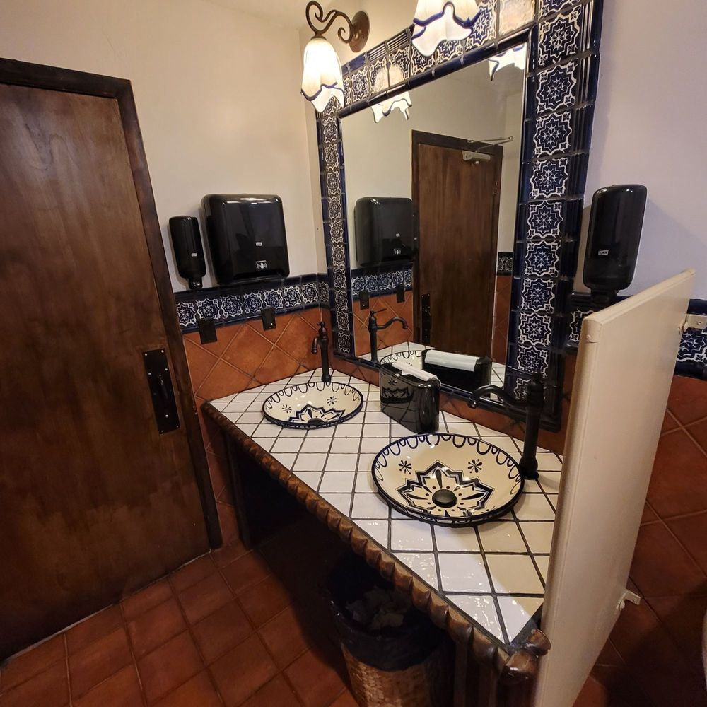 Monarca Cantina - Monroe