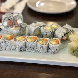 Sushi Time - California roll, veggie roll