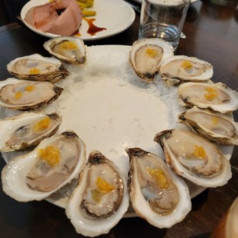 Chez Ma Tante - Oysters - New American Near Me - Brooklyn, New York