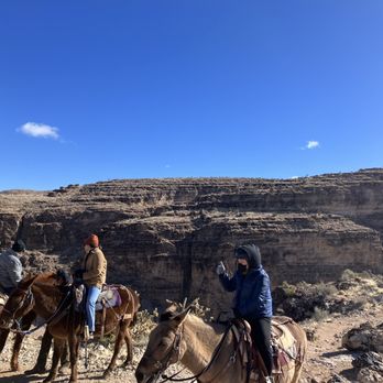 Cowboy Trail Rides - Group shots - Limos Near Me - Las Vegas, Nevada