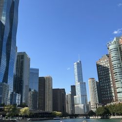 Moore Travel Destinations - Chicago River tour