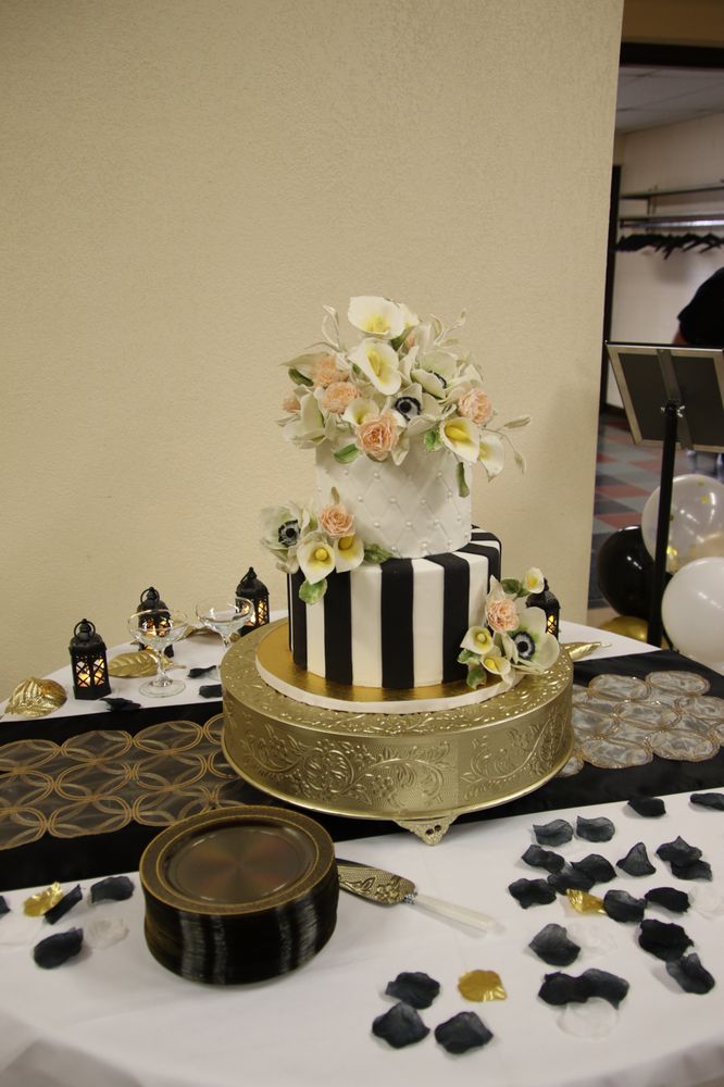 Cakes By Colby Logo