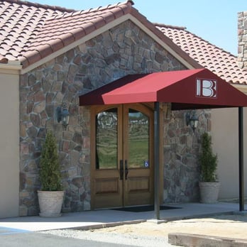 Barr Estate Winery - Spacious tasting room - Wineries Near Me - Paso Robles, California