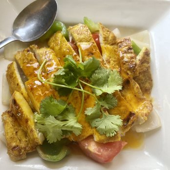 August Moon Chinese Bistro - Grilled chicken with mango and passion fruit reduction - Chinese Near Me - Louisville, Kentucky August Moon Chinese Bistro - Grilled chicken with mango and passion fruit reduction - Chinese Near Me - Louisville, Kentucky