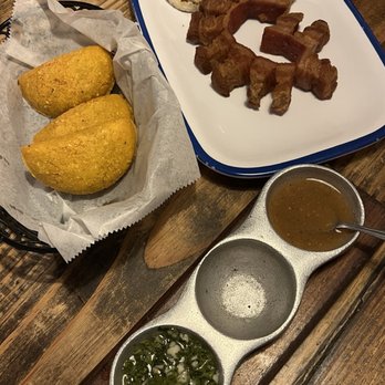 Salento Colombian Steakhouse - Chicharron and chicken empanadas - Colombian Near Me - Jacksonville, Florida