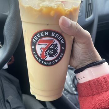7 Brew Coffee - Caramel Apple Pie Macchiato - Coffee & Tea Near Me - Indianapolis, Indiana