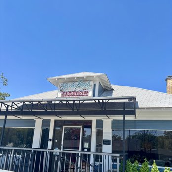 Hyde Park Bar & Grill Central - American Near Me - Austin, Texas Hyde Park Bar & Grill Central - American Near Me - Austin, Texas