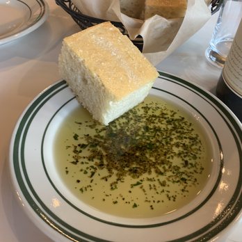 Mandola's Italian Kitchen - The Focaccia and Dipping oil -  NOM NOM! - Bakeries Near Me - Tampa, Florida