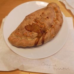 Oggie Oggie Pasty Co - Cheese and onion pasty