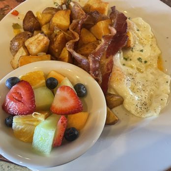 Bohemian Brewery - Potatoes, bacon, eggs, fruit - Breweries Near Me - Midvale, Utah Bohemian Brewery - Potatoes, bacon, eggs, fruit - Breweries Near Me - Midvale, Utah