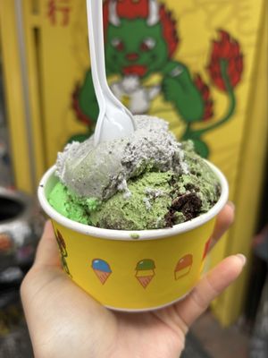 The Original Chinatown Ice Cream Factory by null