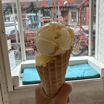 Malai - Mango and Cream & Sweet Corn Saffron Ice Cream - Ice Cream & Frozen Yogurt Near Me - Brooklyn, New York