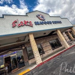 Shiki Seafood Buffet - Front entrance