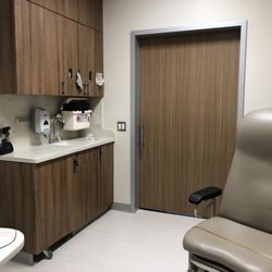University of Lowa Hospitals and Clinics - Lowa River Landing