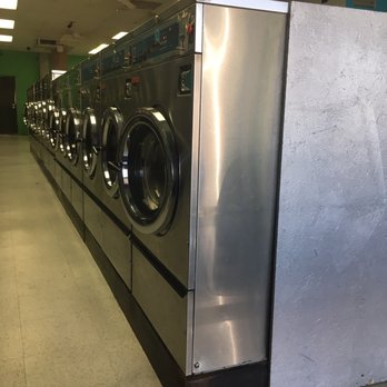 11th Street Laundromat - Laundromat Near Me - Tracy, California
