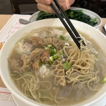 Wah Lai Yuen - Wonton and cow stomach noodle soup - Chinese Near Me - Victoria, British Columbia Wah Lai Yuen - Wonton and cow stomach noodle soup - Chinese Near Me - Victoria, British Columbia