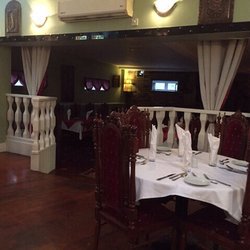 Khan Spices Indian Restaurant - Dining room is nicely decorated