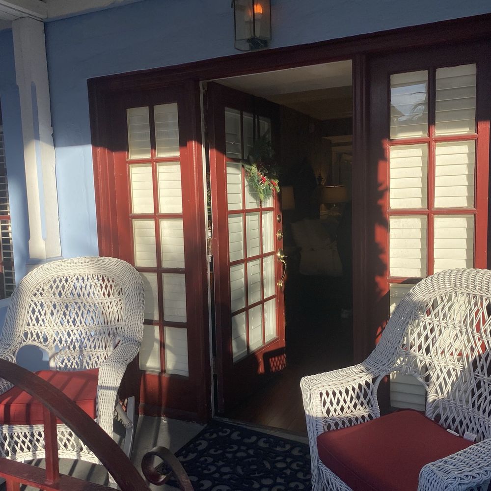 Historic Charlotte Street - Casablanca inn - Local Flavor Near Me