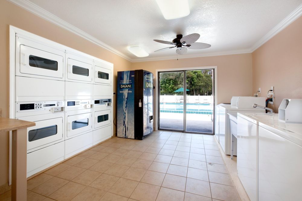 WINDOVER WOODS APARTMENTS Updated June 2024 35 Photos 2605